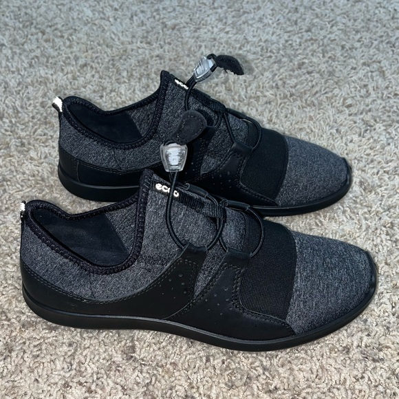 Womens Ecco Sense Black Sneakers - Picture 3 of 6